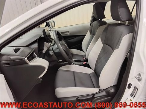 Used 2025 Toyota Corolla LE FWD image 10