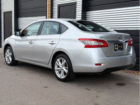 Used 2014 Nissan Sentra SV image 8