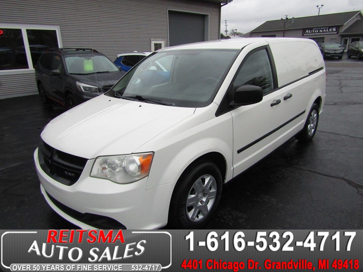 Used 2013 RAM C/V Tradesman FWD image 1