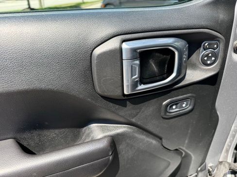 Used 2020 Jeep Wrangler Unlimited Sport S AWD/4WD image 17
