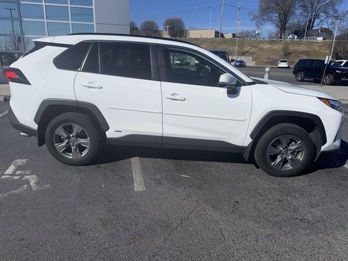 Certified 2024 Toyota RAV4 XLE AWD/4WD image 4
