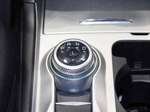 Used 2022 Ford Explorer XLT image 37