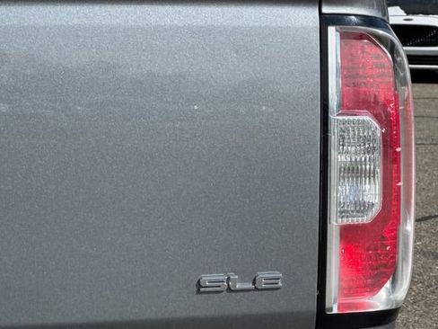 Used 2018 GMC Canyon SLE w/ SLE Convenience Package image 47