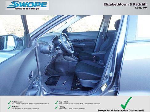 Certified 2025 Nissan Kicks Play S image 12