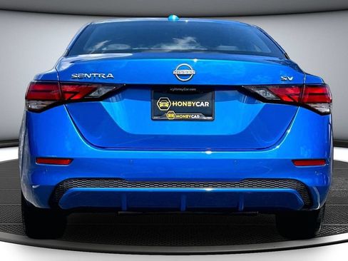 Used 2024 Nissan Sentra SV FWD image 5