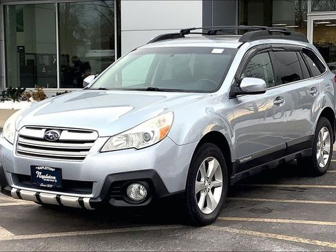 Used 2014 Subaru Outback 2.5i Limited w/ Moonroof Package image 14