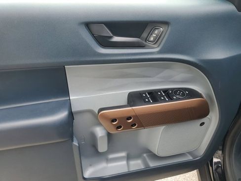 Used 2024 Ford Maverick Lariat image 24