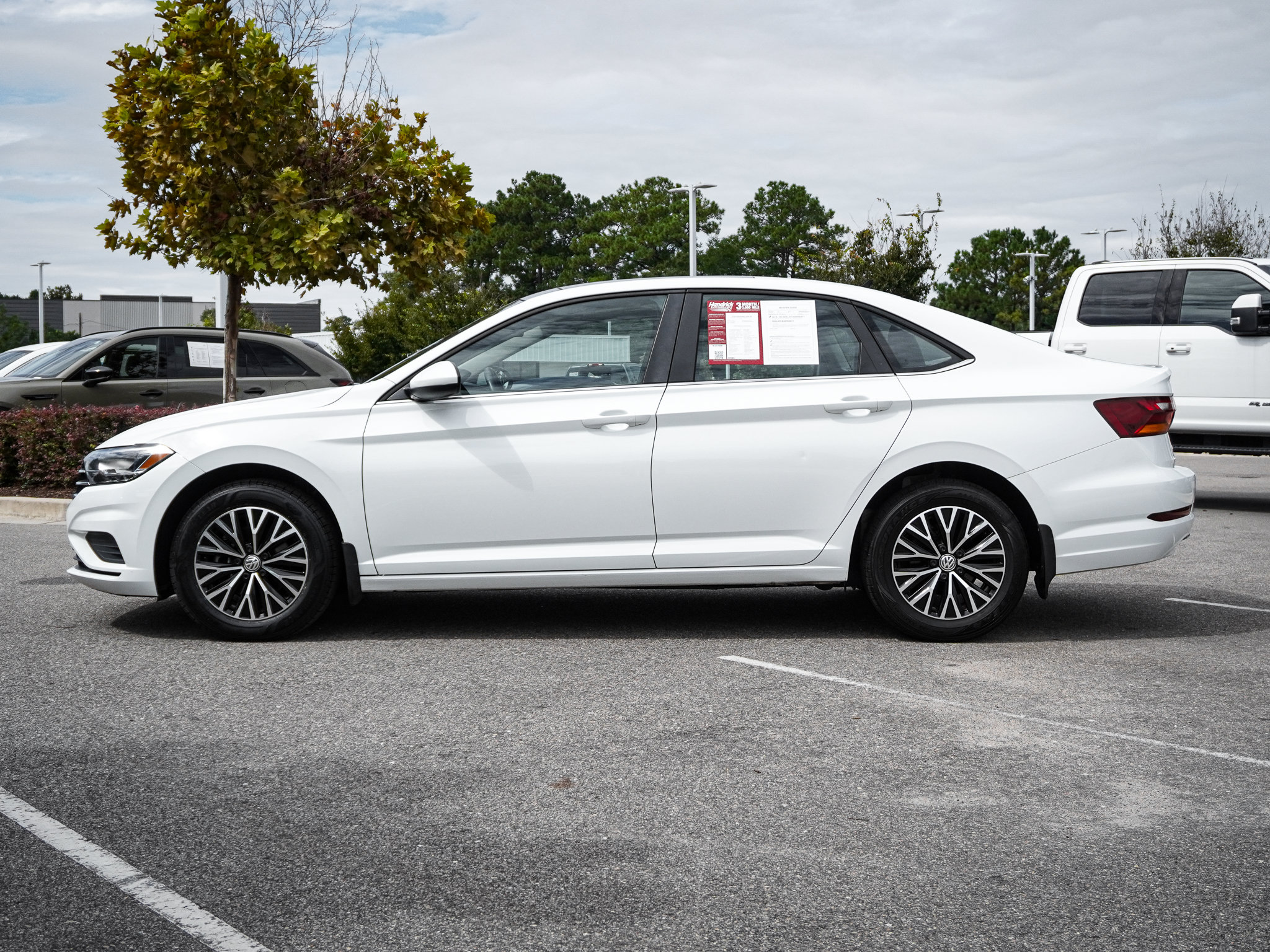 Used 2019 Volkswagen Jetta SE FWD image 7