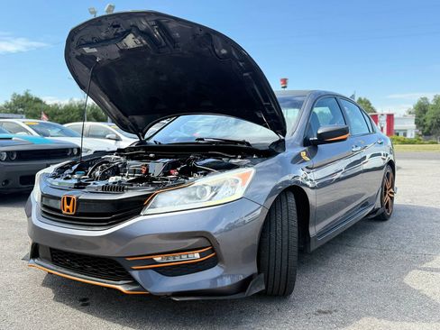 Used 2016 Honda Accord Sport image 13
