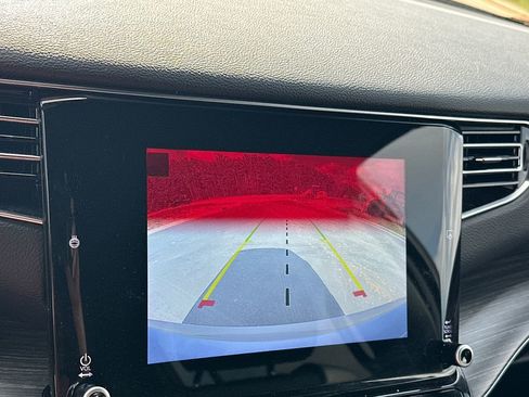 Used 2024 Jeep Wagoneer Series II w/ Flexible Seating Group image 29