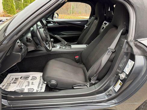 Used 2016 MAZDA MX-5 Miata Club w/ Brembo/BBS Package image 16