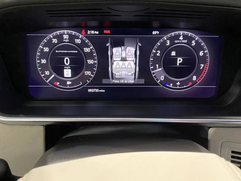 Used 2018 Land Rover Range Rover Long Wheelbase Supercharged image 13
