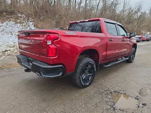 Used 2021 Chevrolet Silverado 1500 Custom Trail Boss w/ LPO, Dark Essentials Package image 4