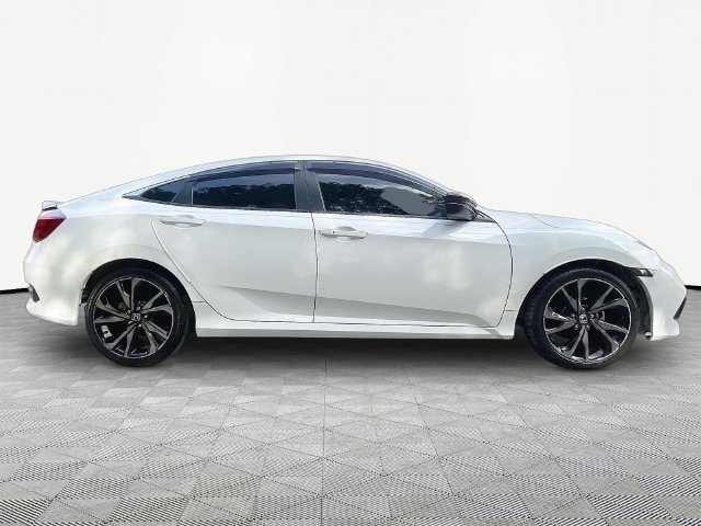 Used 2019 Honda Civic Sport image 4