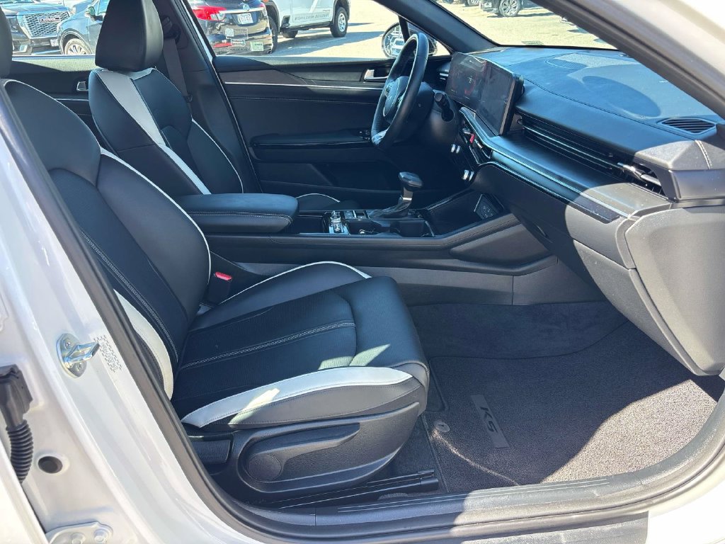 Used 2025 Kia K5 GT-Line AWD/4WD image 17