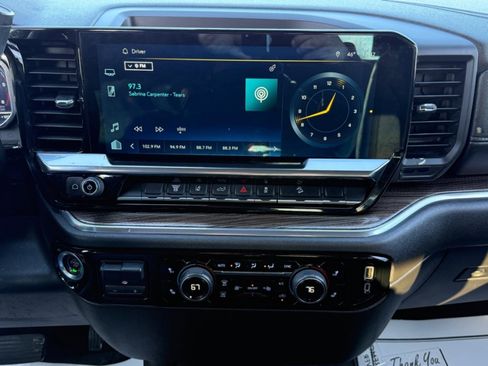 Used 2024 Chevrolet Silverado 2500 LT image 21