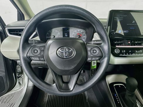 Certified 2025 Toyota Corolla LE FWD image 15