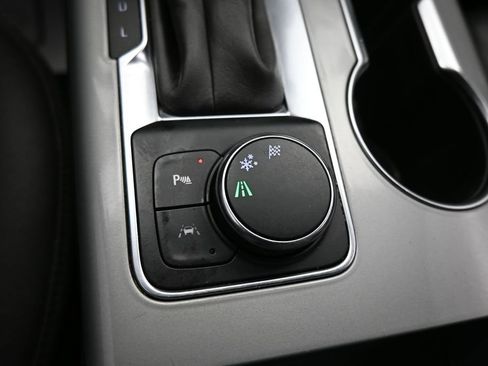 Used 2021 Chevrolet Blazer LT FWD image 21