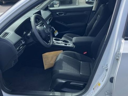 Used 2022 Honda Civic LX image 6