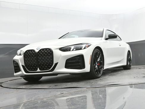 New 2026 BMW 430i Coupe w/ M Sport Package image 40