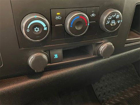Used 2009 Chevrolet Silverado 1500 W/T image 8
