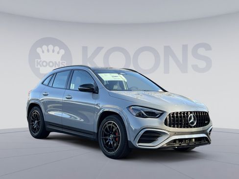 New 2026 Mercedes-Benz GLA 35 AMG 4MATIC image 8