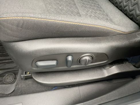 Certified 2023 Chevrolet Equinox LT image 14