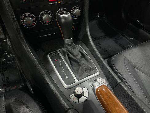 Used 2009 Mercedes-Benz SLK 300 image 26