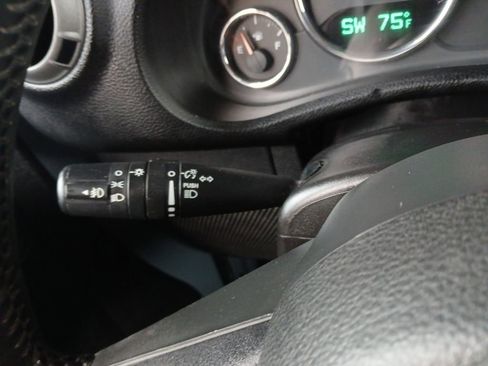 Used 2014 Jeep Wrangler Unlimited Sport w/ Connectivity Group image 10