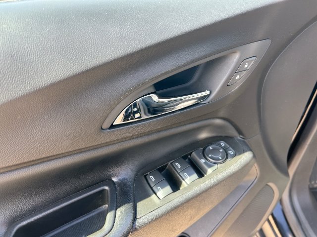 Used 2024 Chevrolet Equinox LT FWD image 18