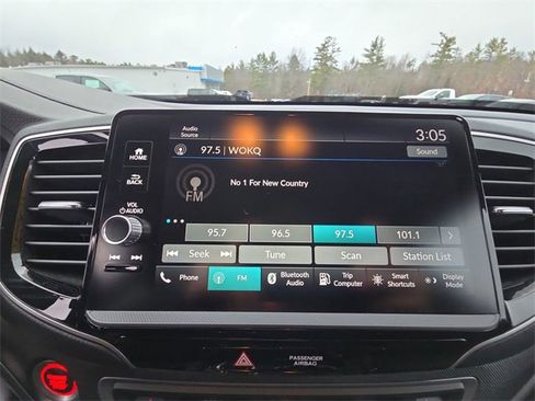 Used 2024 Honda Ridgeline Sport image 13