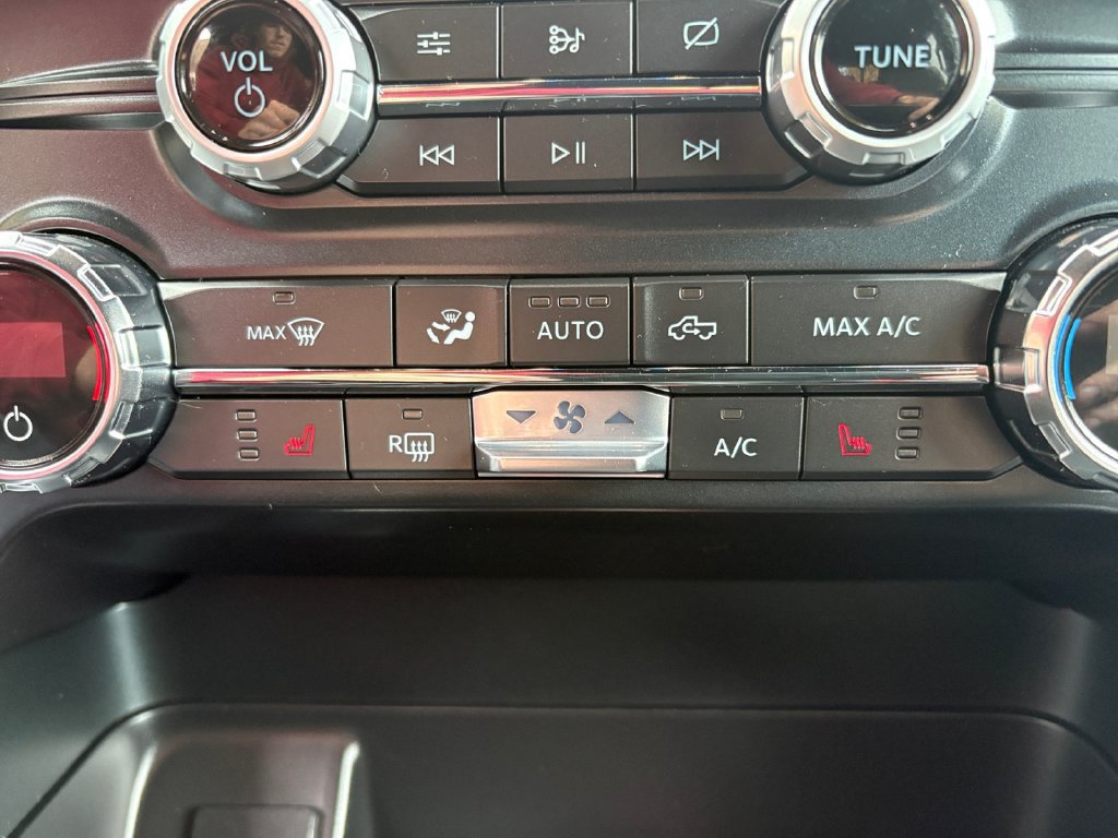 Used 2021 Ford F150 XLT w/ Equipment Group 302A High AWD/4WD image 20