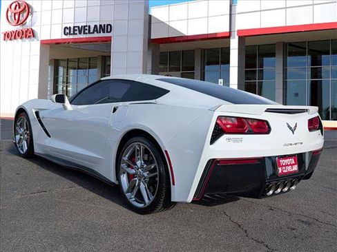 Used 2017 Chevrolet Corvette Stingray Coupe image 4