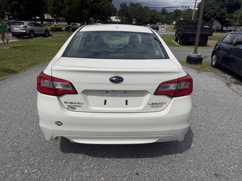 Used 2015 Subaru Legacy 2.5i Limited AWD/4WD image 4