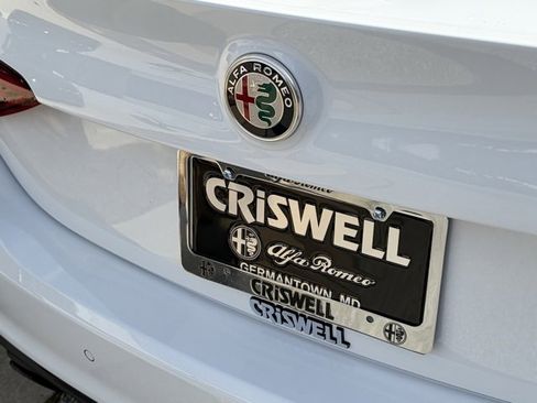 Used 2023 Alfa Romeo Giulia Ti image 17