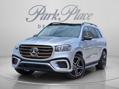 Certified 2026 Mercedes-Benz GLS 450 4MATIC image 1
