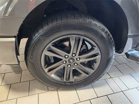 Used 2021 Ford F150 Lariat AWD/4WD image 9