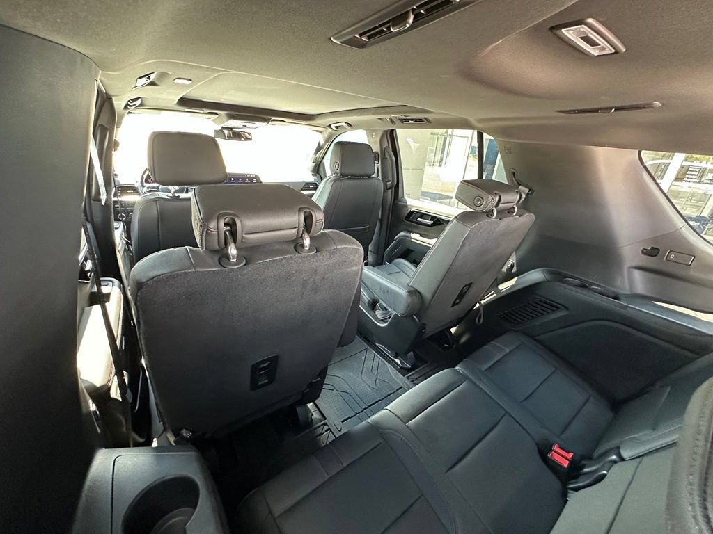 Used 2025 Chevrolet Tahoe RST w/ Comfort Package RWD image 31