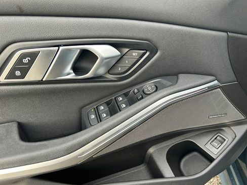 Used 2021 BMW 330i xDrive Sedan w/ Premium Package image 23