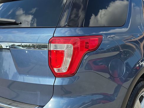 Certified 2018 Ford Explorer XLT w/ Equipment Group 202A image 58