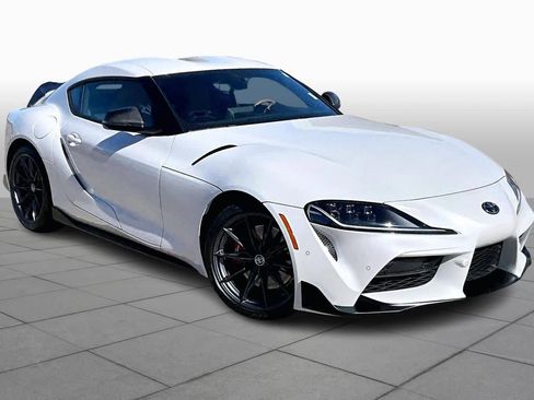 Used 2026 Toyota Supra Premium w/ Driver Assist Package image 3