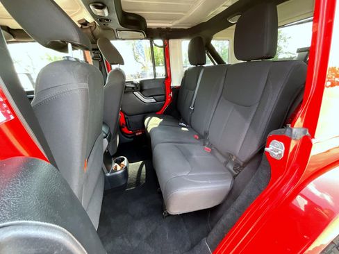 Used 2015 Jeep Wrangler Unlimited Sport w/ Quick Order Package 24S image 20