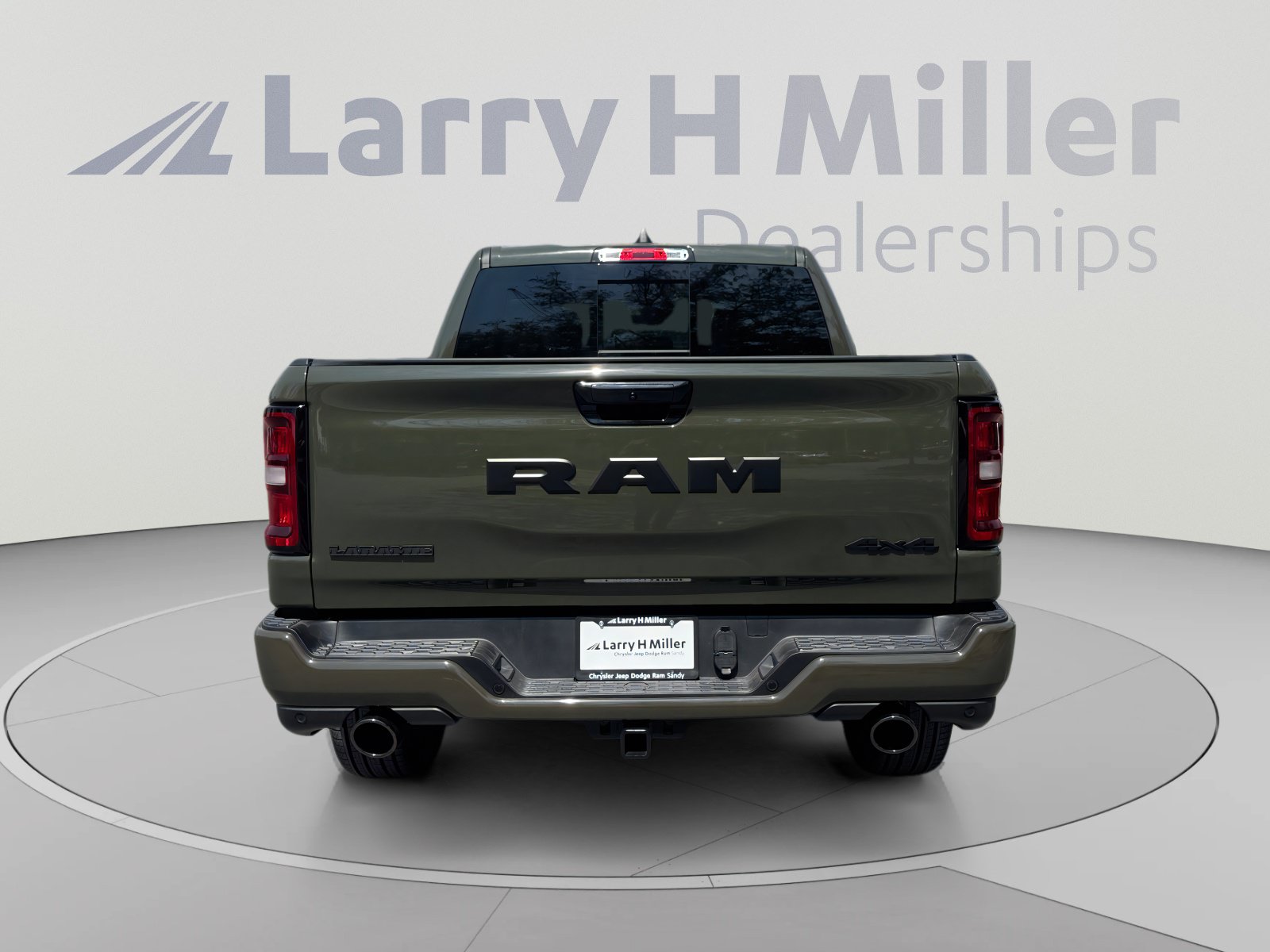 New 2026 RAM 1500 Laramie w/ Night Edition AWD/4WD image 4