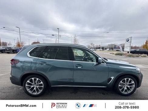 New 2026 BMW X5 xDrive50e image 8