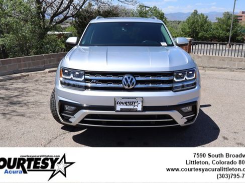 Used 2018 Volkswagen Atlas SEL AWD/4WD image 2