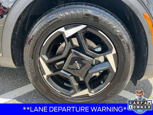 Used 2026 Kia Sportage EX w/ EX Panorama Roof Package FWD image 12