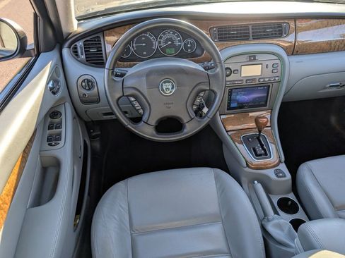 Used 2004 Jaguar X-TYPE 3.0 image 13