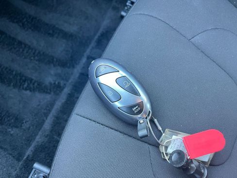 Used 2025 Hyundai Elantra SEL image 22