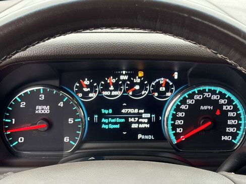 Used 2019 GMC Yukon XL Denali w/ Open Road Package image 10