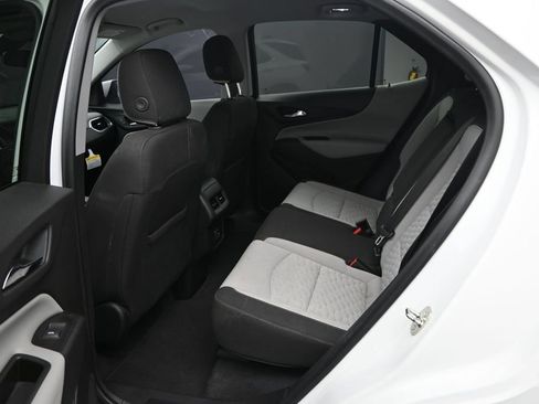 Used 2019 Chevrolet Equinox LT FWD image 11
